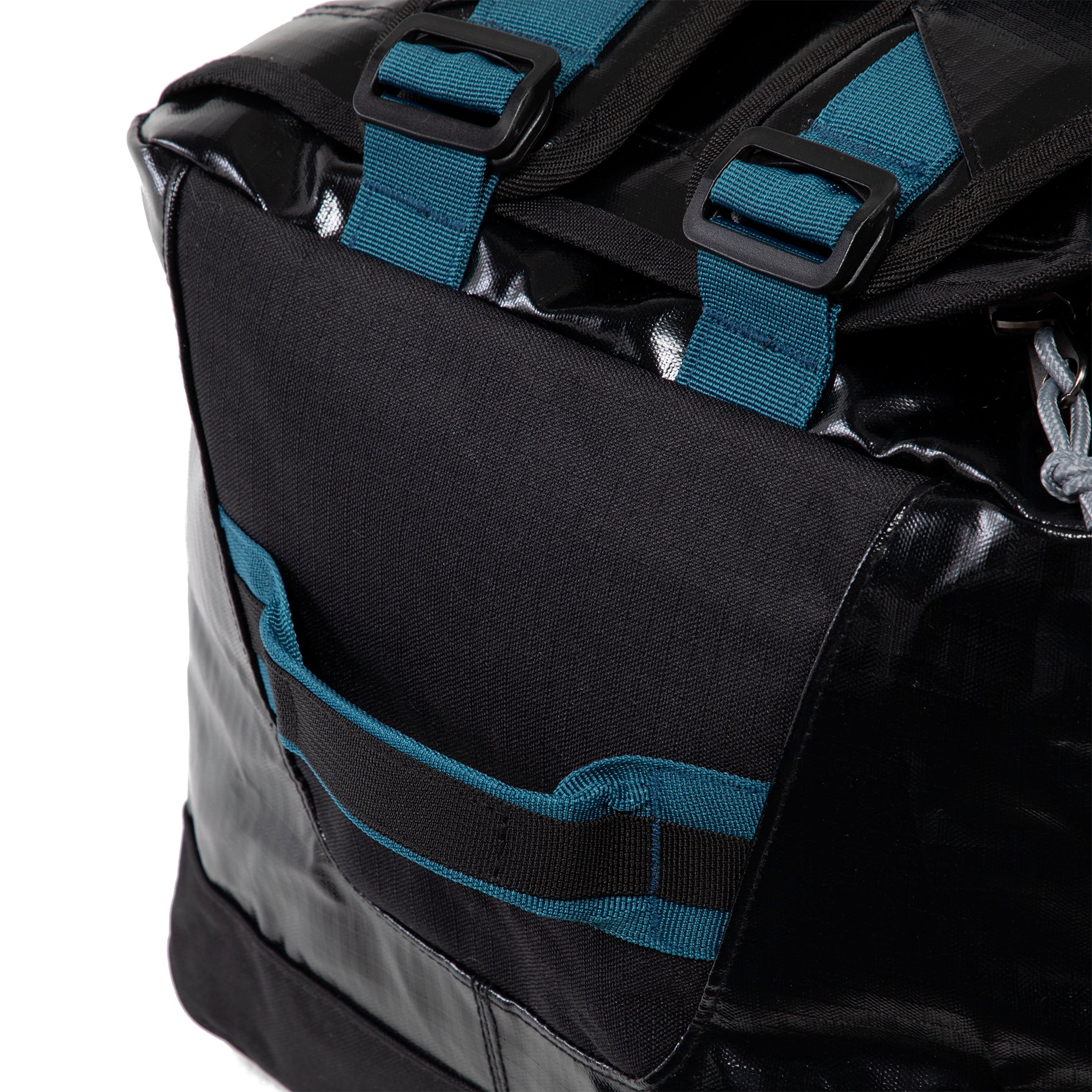 【yukihiro】 Bolso Mochila Impermeable 60L Fitz Black – Kano Outdoors