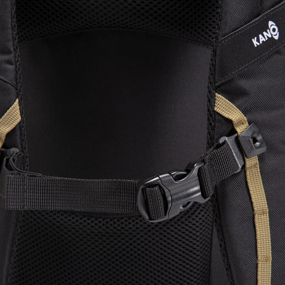 Mochila Outdoor 25L Andes Negro/Beige