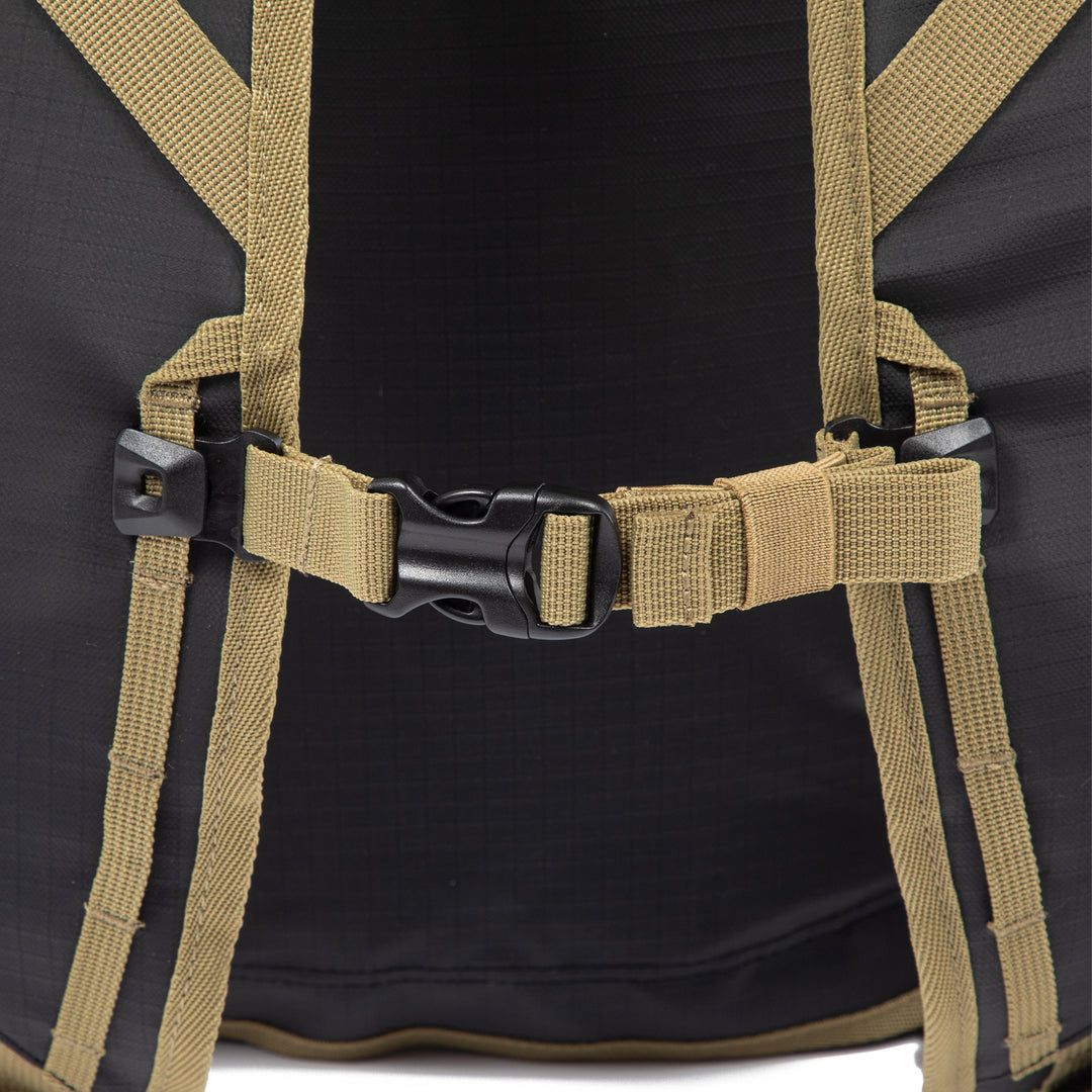 Bolso Convertible en Mochila 40L Darwin Negro/Beige