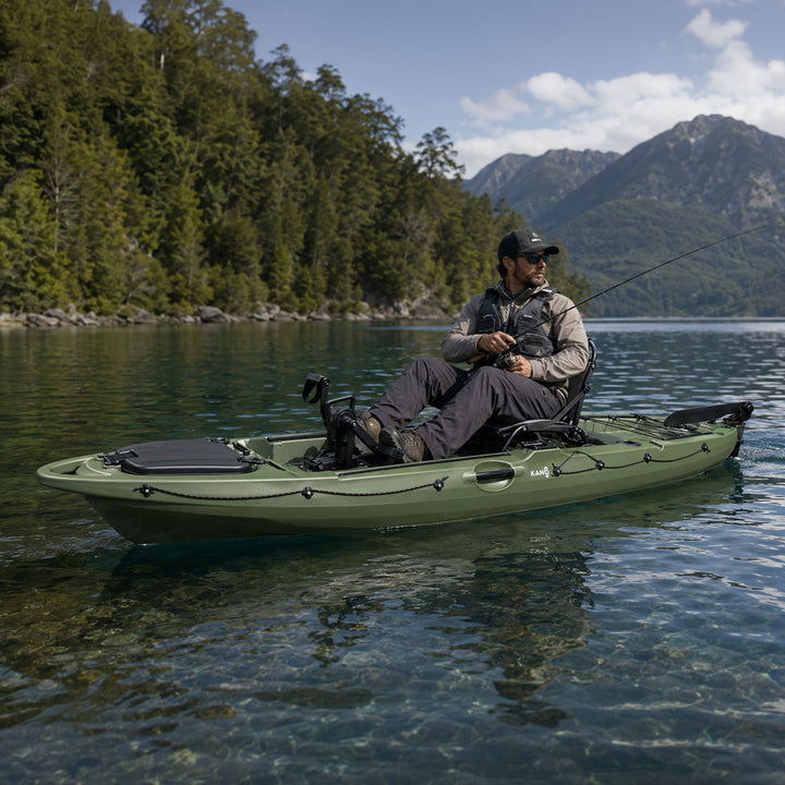Kayak Rígido con Pedales MAKAI