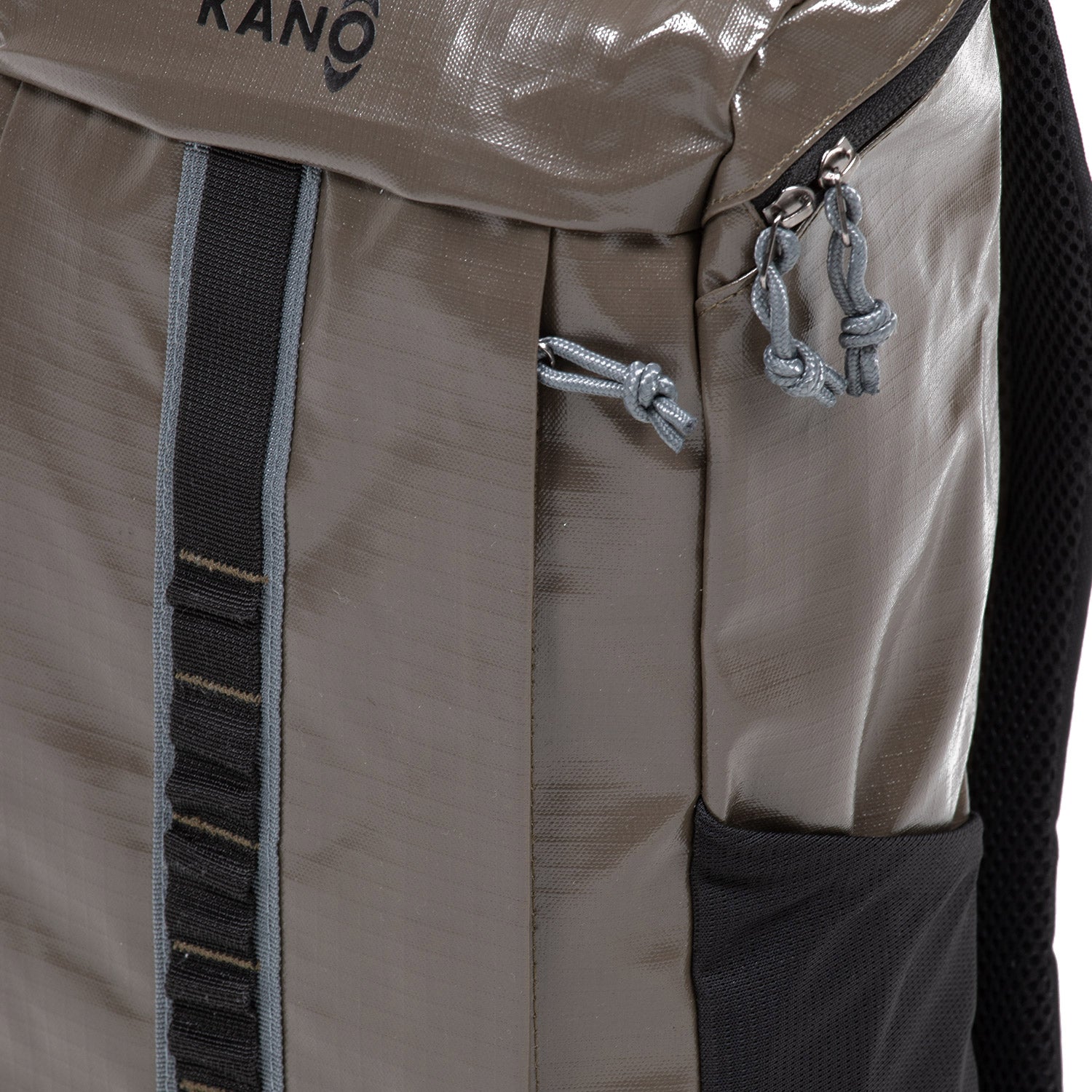 Mochila Outdoor 25L Andes Marrón – Kano Outdoors