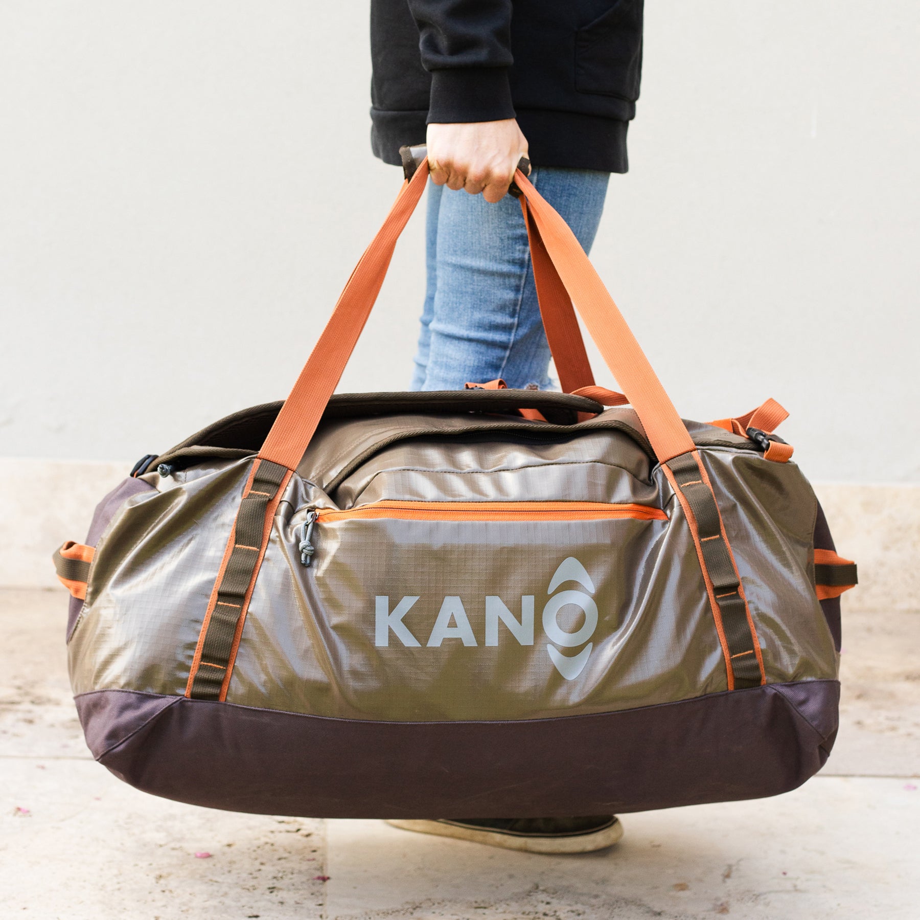 Bolso Mochila Impermeable 80L Roy Café – Kano Outdoors